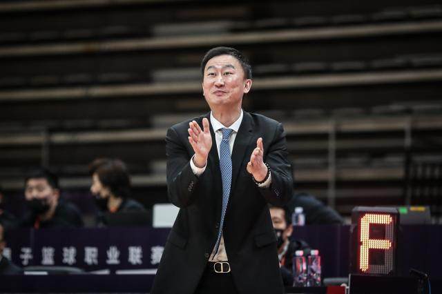 BB Sports-浙江队：同意刘维伟辞去俱乐部男篮一队主教练一职