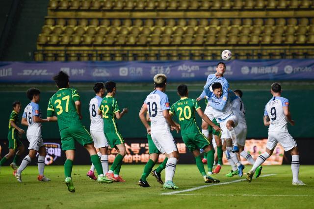 【中超】卡尔多纳蒂亚戈双响 广州城5比0大胜国安